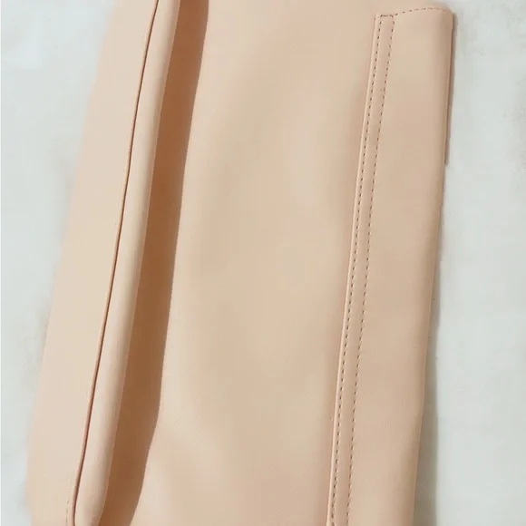 Juicy Couture Cosmetic Bag - Picture 3 of 4